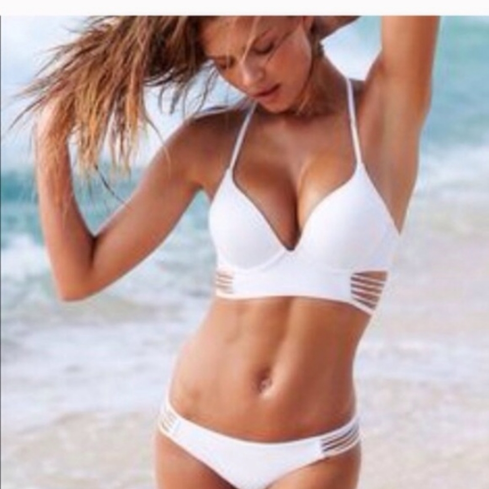 Bombshell bikini white